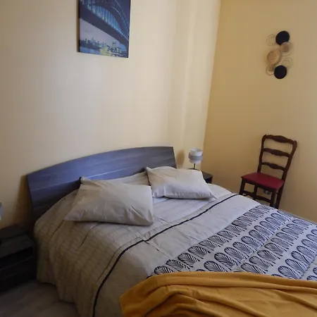 Le Jardin D'eden アパートホテル ルルド