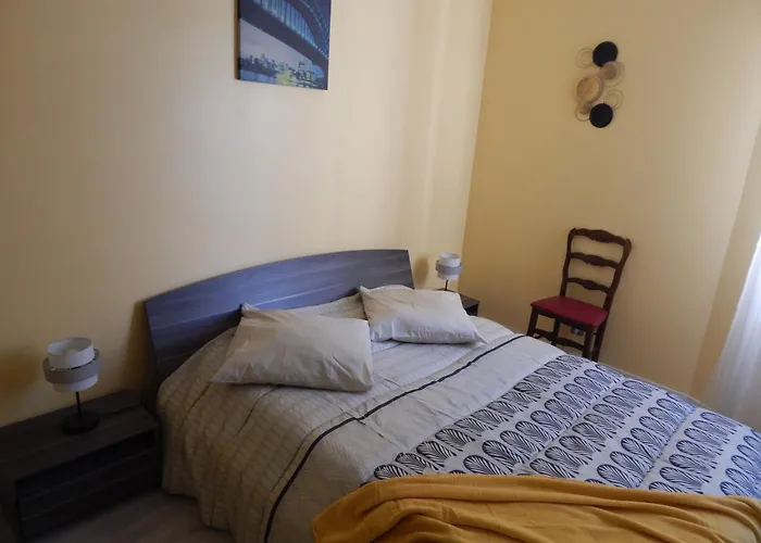 Le Jardin D'eden アパートホテル ルルド